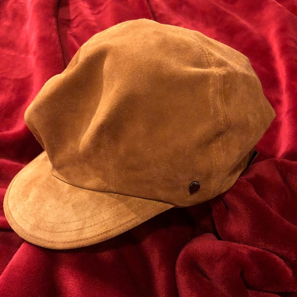 RARE! Vintage (Insignia) HELEN KAMINSKI AU Suede..